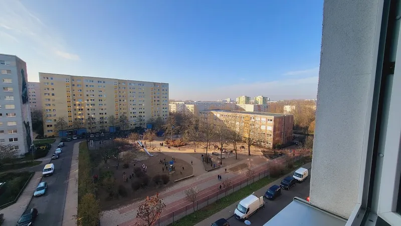 Berlin, Ludwigsfelder Str. 18, 4.OG mitte — photo 1